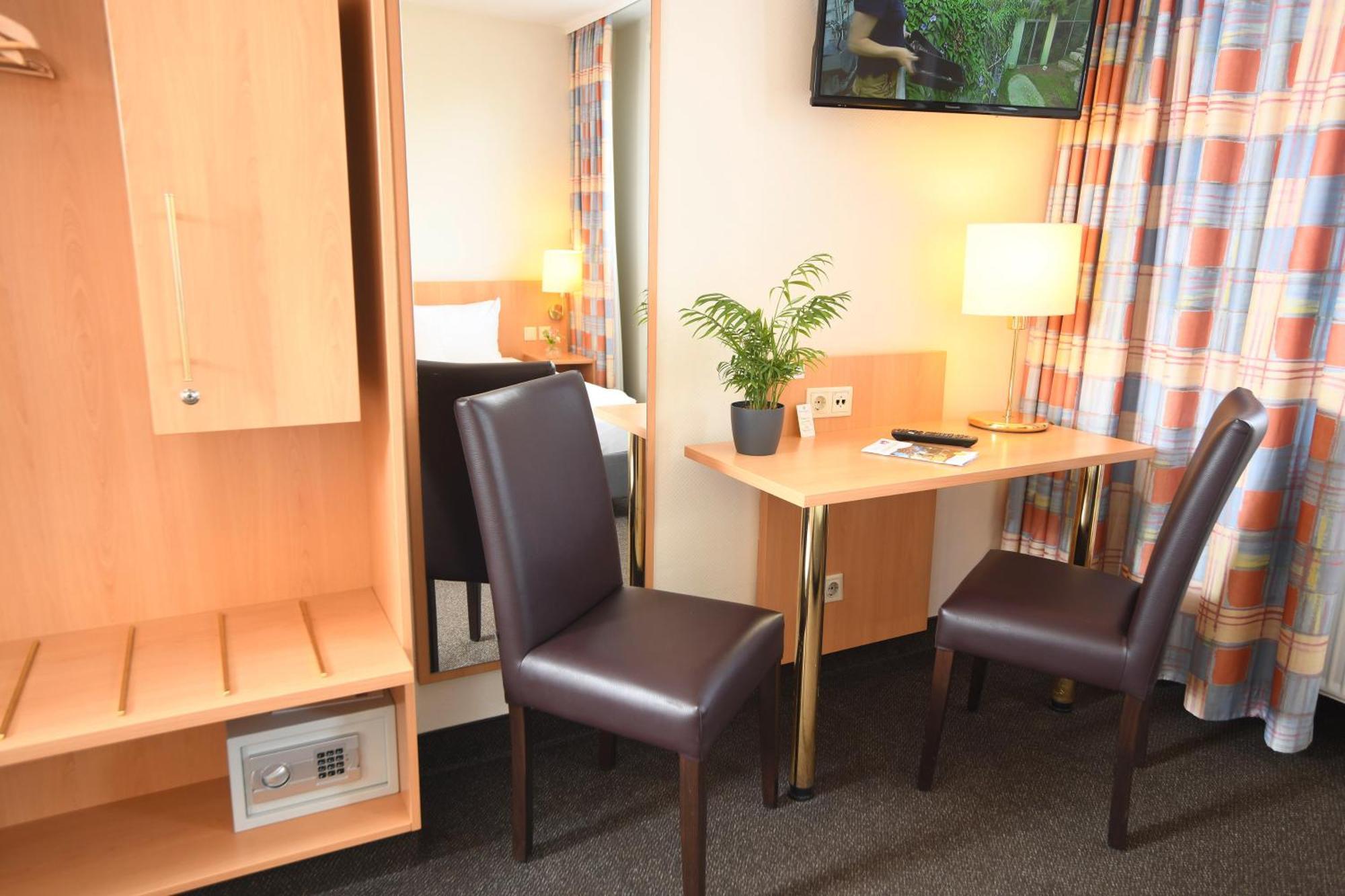 Hotel Kiekenstein Stahle エクステリア 写真