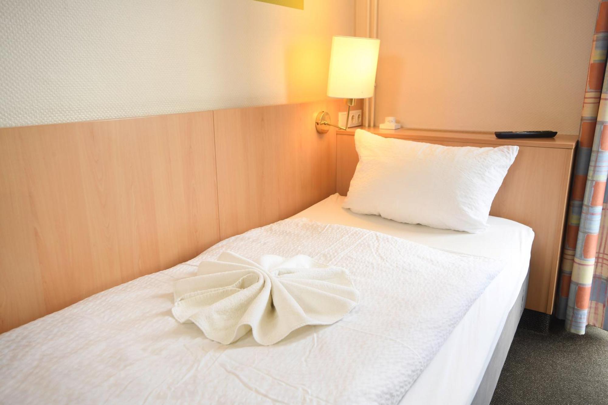 Hotel Kiekenstein Stahle エクステリア 写真